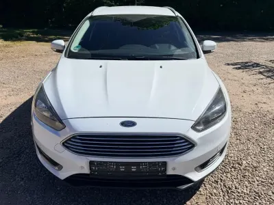 Usata Ford Focus Titanium 125 CV (91 kW) 2017 Bianco Station wagon