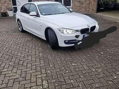 Gebraucht BMW 320 Sport Line 184 PS (135 kW) 2014 Limousine