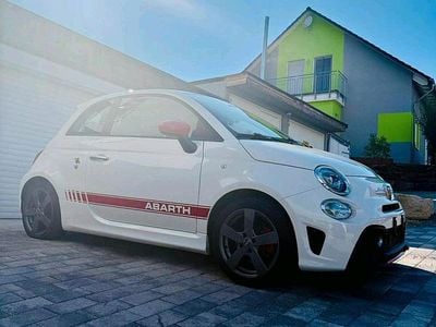 Gebraucht Fiat 500 Abarth 145 PS (106 kW) 2017 Weiß Limousine