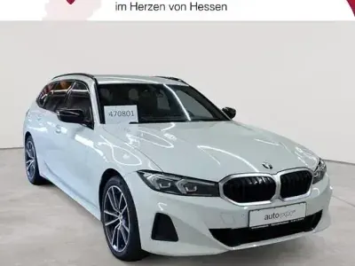 Gebraucht BMW 318 Sport Line 150 PS (110 kW) 2023 Alpinweiß Kombi