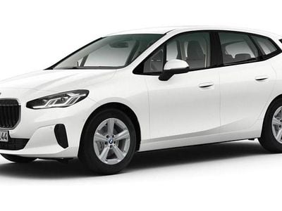 Gebraucht BMW 220 Active Tourer Luxury Line 170 PS (125 kW) 2025 Weiß Van / Kleinbus