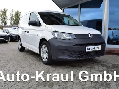 Gebraucht VW Caddy 102 PS (75 kW) 2021 Candyweiß Van / Kleinbus