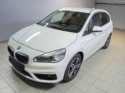 BMW 225