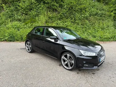 Gebraucht Audi A1 Sport 116 PS (85 kW) 2015 Schwarz Kleinwagen