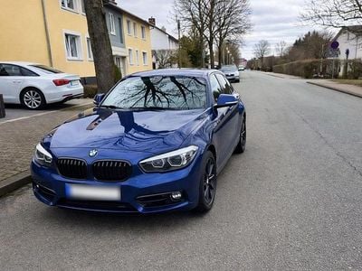 Gebraucht BMW 118 Sport Line 150 PS (110 kW) 2017 Blau Kleinwagen