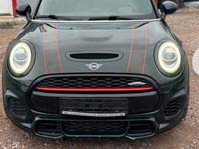 Gebraucht Mini John Cooper Works 231 PS (169 kW) 2018 Grün Kleinwagen