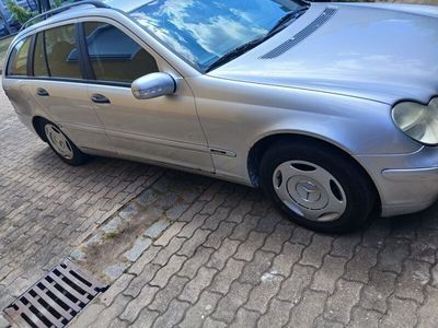 Mercedes C220