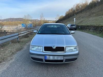 Gebraucht Skoda Octavia Ambiente 102 PS (75 kW) 2001 Silber Limousine