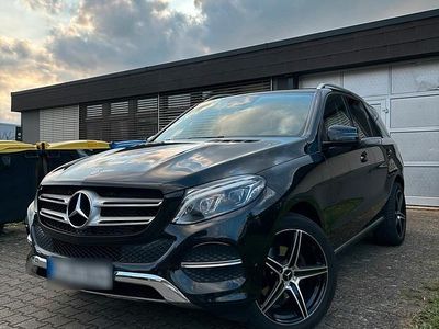 Gebraucht Mercedes GLE350 258 PS (189 kW) 2016 Schwarz SUV