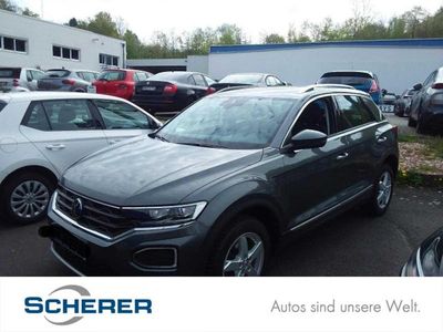 Second-hand VW T-Roc Style 150 CP (110 kW) 2022 Gri SUV