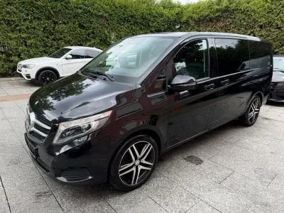 Gebraucht Mercedes V250 Avantgarde 190 PS (139 kW) 2018 Schwarz Van / Kleinbus