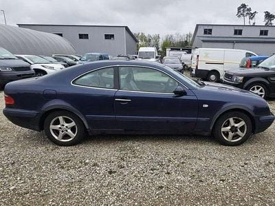 Second-hand Mercedes CLK200 192 CP (141 kW) 1998 Albastru Coupe