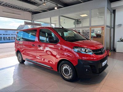 Second-hand Opel Vivaro 144 CP (105 kW) 2021 Roșu Monovolum