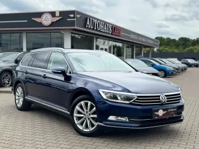 Gebraucht VW Passat Highline 150 PS (110 kW) 2019 Blau Kombi