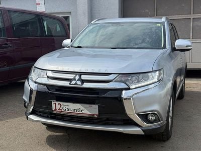 Second-hand Mitsubishi Outlander Plus 150 CP (110 kW) 2015 Argintiu SUV