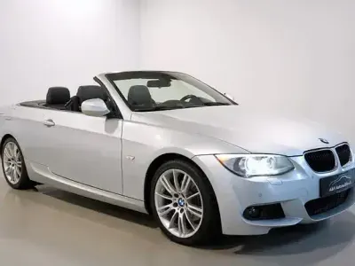 Gebraucht BMW 320 Cabriolet M Sport 184 PS (135 kW) 2012 Silber Cabrio