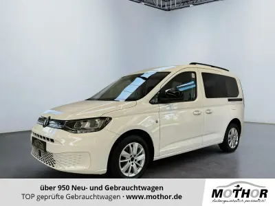 Gebraucht VW Caddy Life 122 PS (89 kW) 2022 Candyweiß Van / Kleinbus