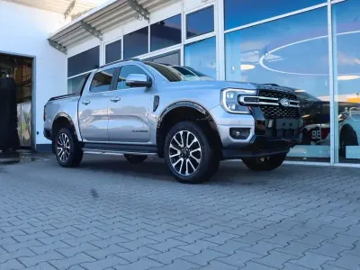 Neu Ford Ranger Platinum 241 PS (177 kW) 2026 Silber Pickup