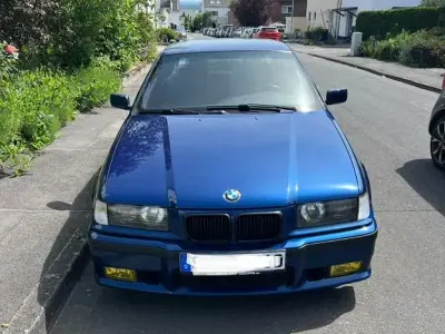Gebraucht BMW 323 Sport Line 170 PS (125 kW) 1997 Blau Limousine