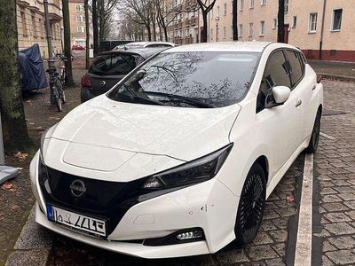 Weiß Gebraucht 2023 Nissan Leaf Tekna Kleinwagen | 19.500 € (Fairer Preis)