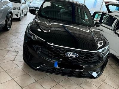 Gebraucht Ford Kuga ST-Line 186 PS (136 kW) 2024 Schwarz SUV