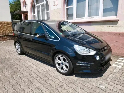 Gebraucht Ford S-MAX Titanium S 163 PS (119 kW) 2014 Schwarz Van / Kleinbus
