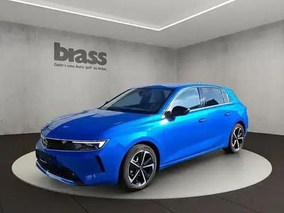 Usado Opel Astra Elegance 110 HP (80 kW) 2023 Azul Sedan