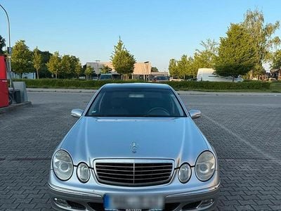 Mercedes E270