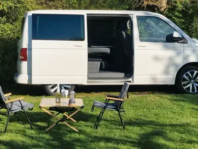 Gebraucht VW Multivan Comfortline 179 PS (131 kW) 2015 Weiß Van / Kleinbus