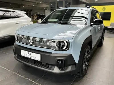 Gebraucht Renault 4 E-Tech Komfort 110 kW (150 PS) 2025 Kumulusblau SUV