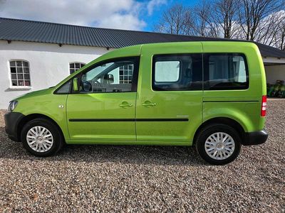 Gebraucht VW Caddy Trendline 85 PS (62 kW) 2014 Grün Van / Kleinbus