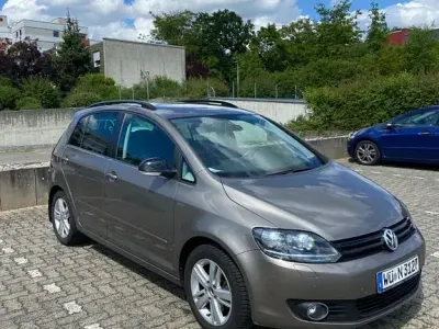Gebraucht VW Golf Plus Cross Match 122 PS (89 kW) 2013 Braun Van / Kleinbus