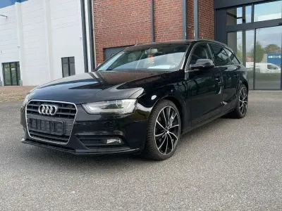 Gebraucht Audi A4 150 PS (110 kW) 2015 Schwarz Kombi
