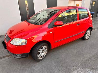 Usata VW Fox 55 CV (40 kW) 2006 Rosso Utilitaria
