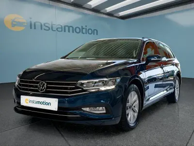 Gebraucht VW Passat 150 PS (110 kW) 2023 Blau Kombi