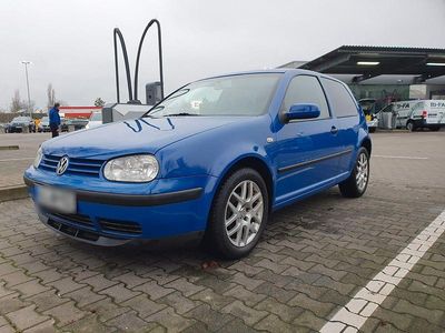 Gebraucht VW Golf IV Basis 75 PS (55 kW) 2000 Blau Limousine