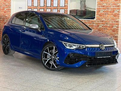 Second-hand VW Golf VIII R 320 CP (235 kW) 2023 Albastru Berlinǎ