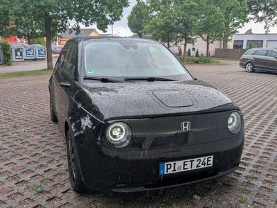 Honda e