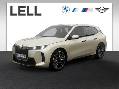 Neu BMW iX M Sport 400 kW (544 PS) 2026 Grau SUV