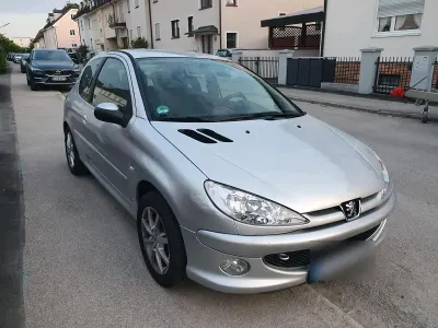 Gebraucht Peugeot 206 75 PS (55 kW) 2005 Kleinwagen