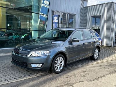 gebraucht Skoda Octavia Combi 2.0 TDI Navi PDC Tempomat SHZ MFL