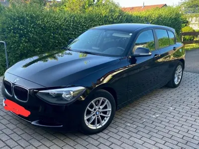 Gebraucht BMW 114 102 PS (75 kW) 2012 Schwarz Kleinwagen