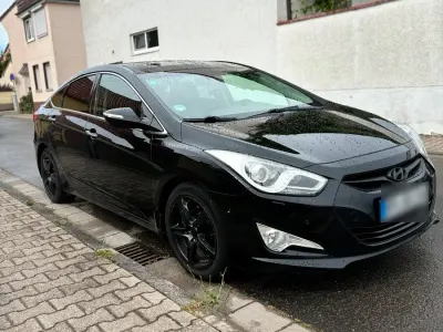 Gebraucht Hyundai i40 136 PS (100 kW) 2012 Schwarz Limousine