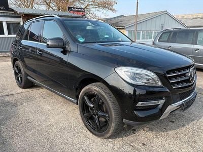 Gebraucht Mercedes ML350 258 PS (189 kW) 2013 Schwarz SUV