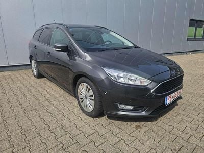 Usata Ford Focus Business Edition 125 CV (91 kW) 2017 Grigio Station wagon