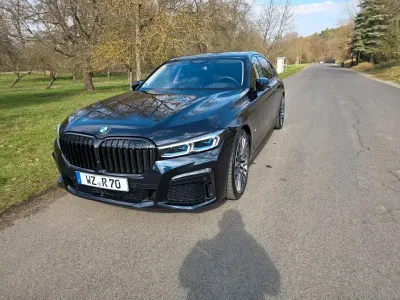 Gebraucht BMW 745e Performance 394 PS (289 kW) 2021 Schwarz Limousine