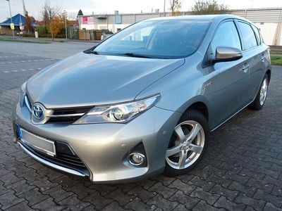 Toyota Auris Hybrid