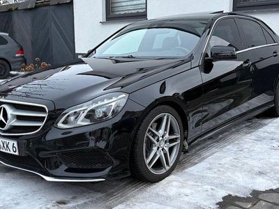 Schwarz Gebraucht 2013 Mercedes E200 AMG Limousine | 12.999 € (Teuer)