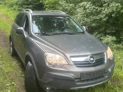 Gebraucht Opel Antara 127 PS (93 kW) 2009 Grau SUV