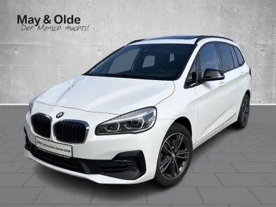 Gebraucht BMW 218 Gran Tourer Sport Line 150 PS (110 kW) 2022 Weiß Van / Kleinbus